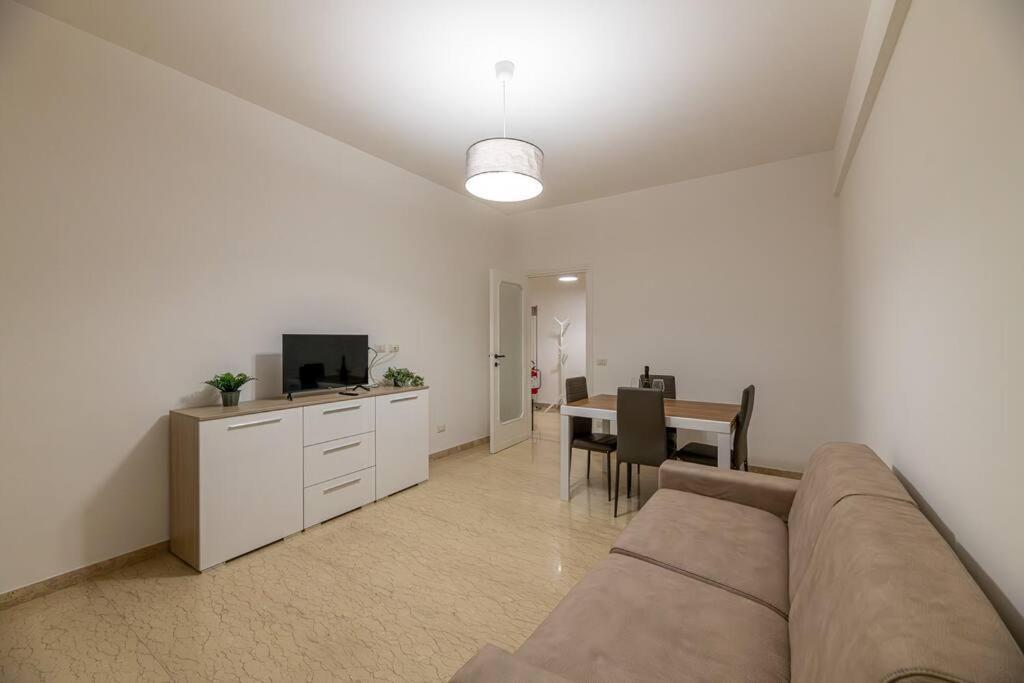 Inside Rome Apartment Bagian luar foto